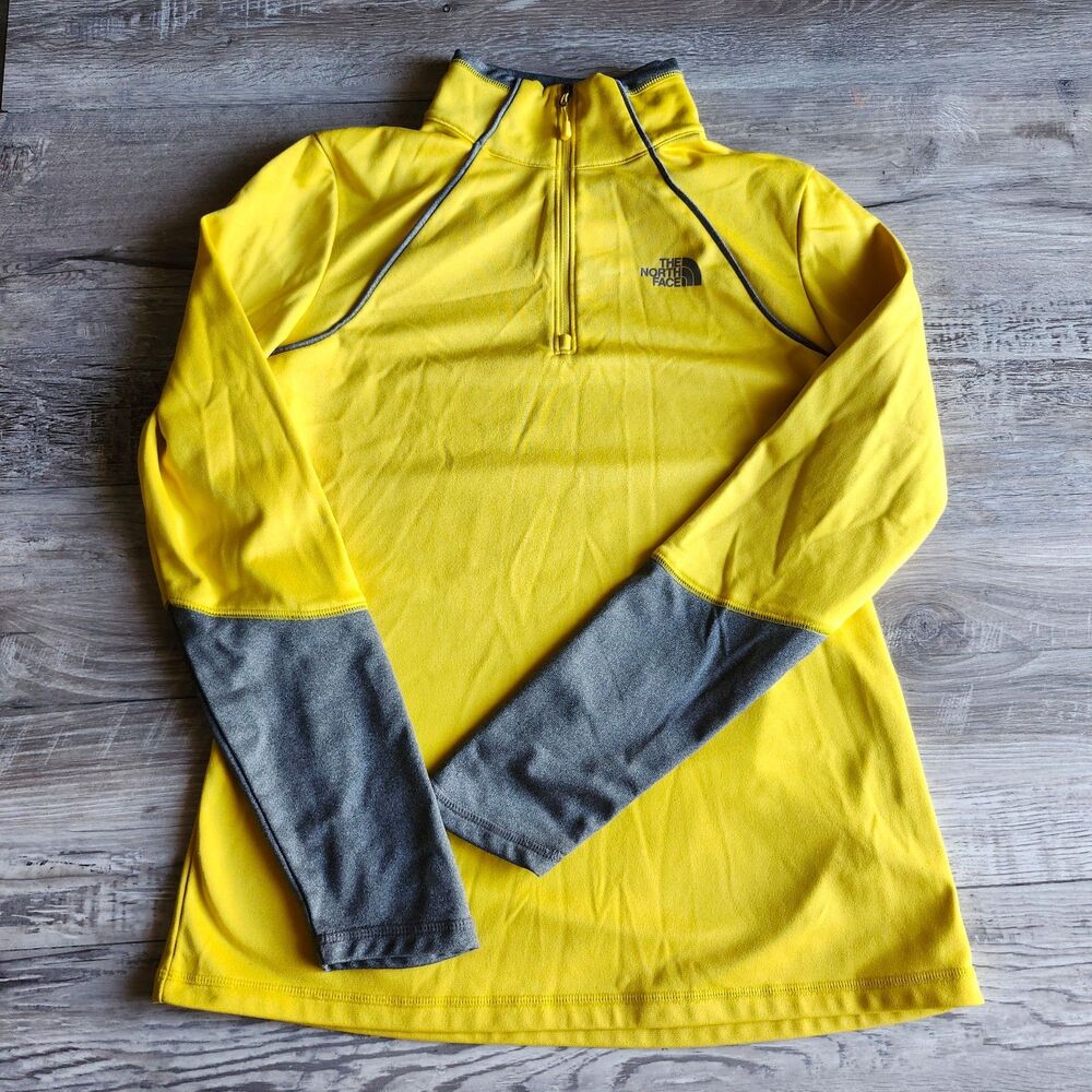 (L) The North Face half zip jacket